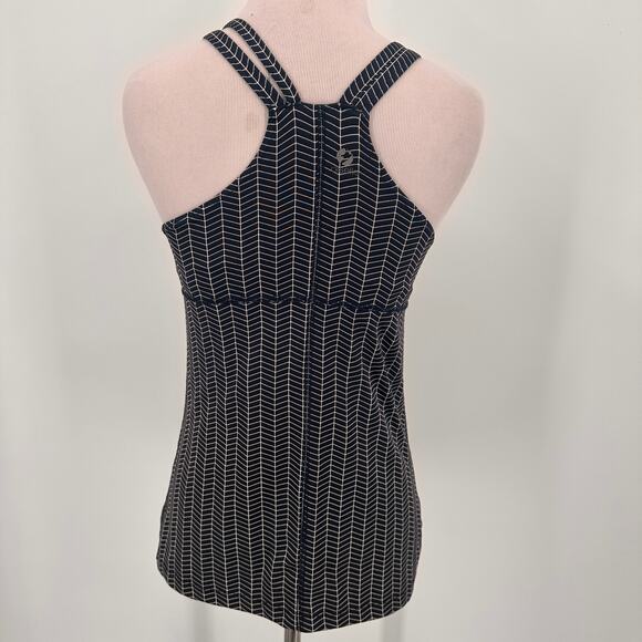 Oiselle Black & White Chevron Zip Zag Workout Tank Size Small - Picture 4 of 7